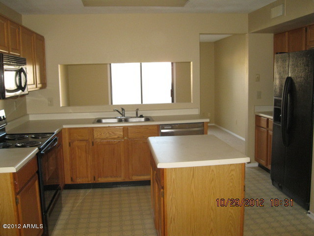 4166 East Agave Road Phoenix, AZ 85044 - Photo 9 of 35 IMG_7417