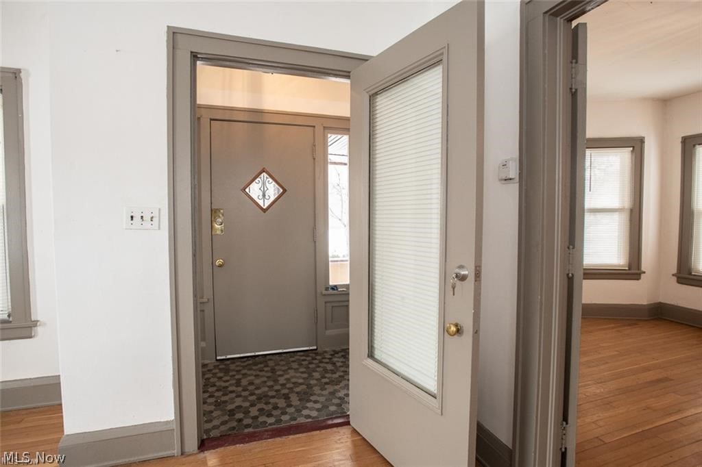 1671 Lee Road Cleveland Heights, OH 44118 - Photo 25 of 49