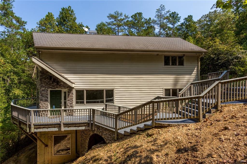 188 Ridgeview Trail Southeast Cartersville, GA 30120 - Photo 1 of 1 Main entrance into the living room, and access to upper driveway for guest parking
