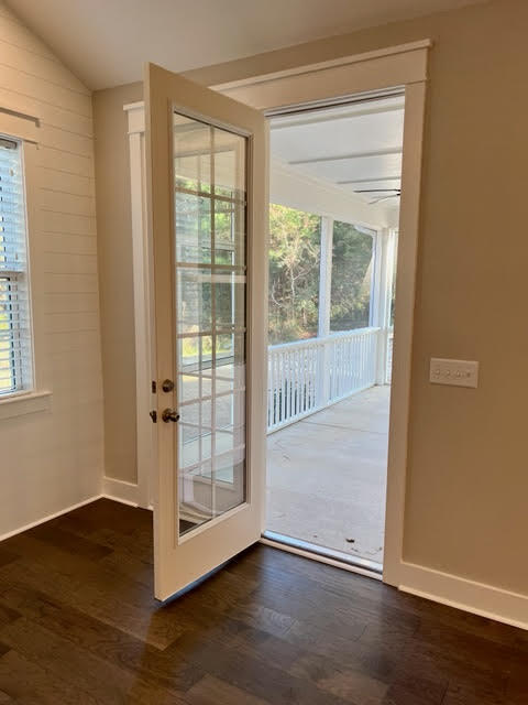 710 Spark Street Mount Pleasant, SC 29464 - Photo 15 of 33 710 Spark-35