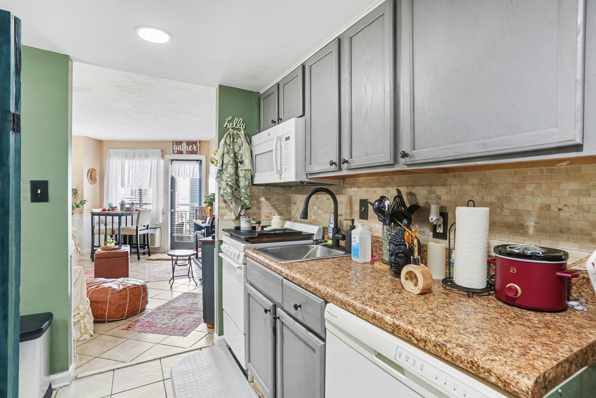 2001 South Ocean Boulevard, Unit 616 Myrtle Beach, SC 29577 - Photo 10 of 37