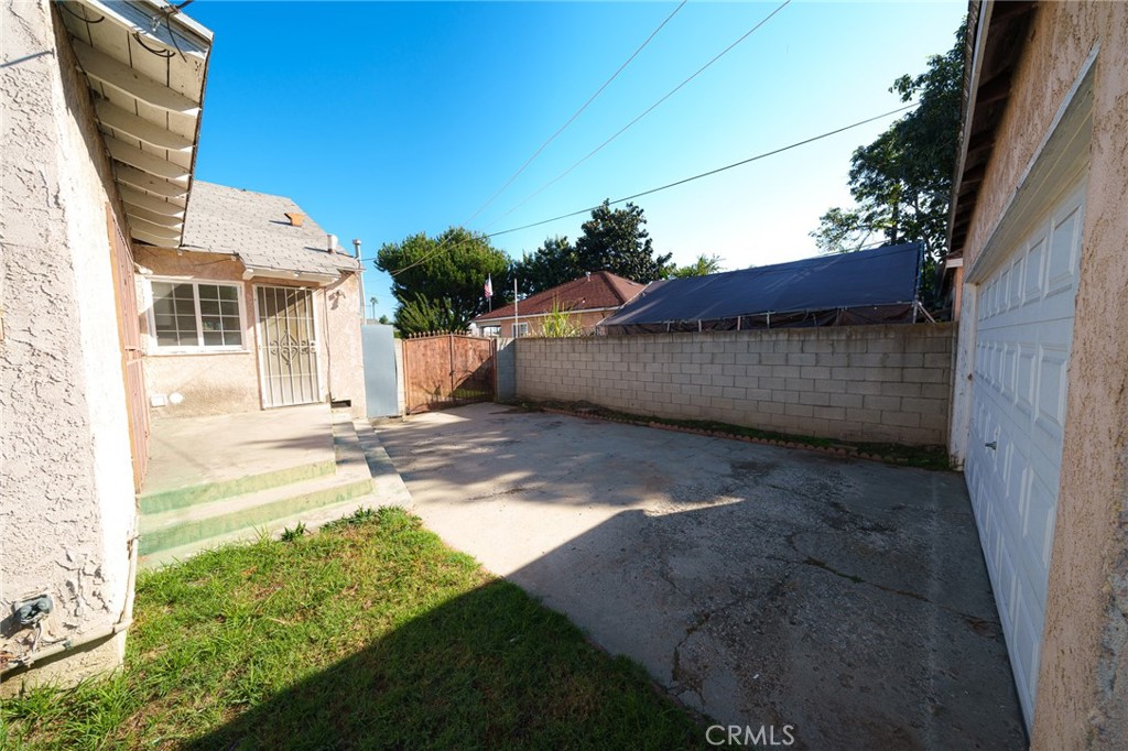 1908 East Orchard Street Compton, CA 90221 - Photo 2 of 6