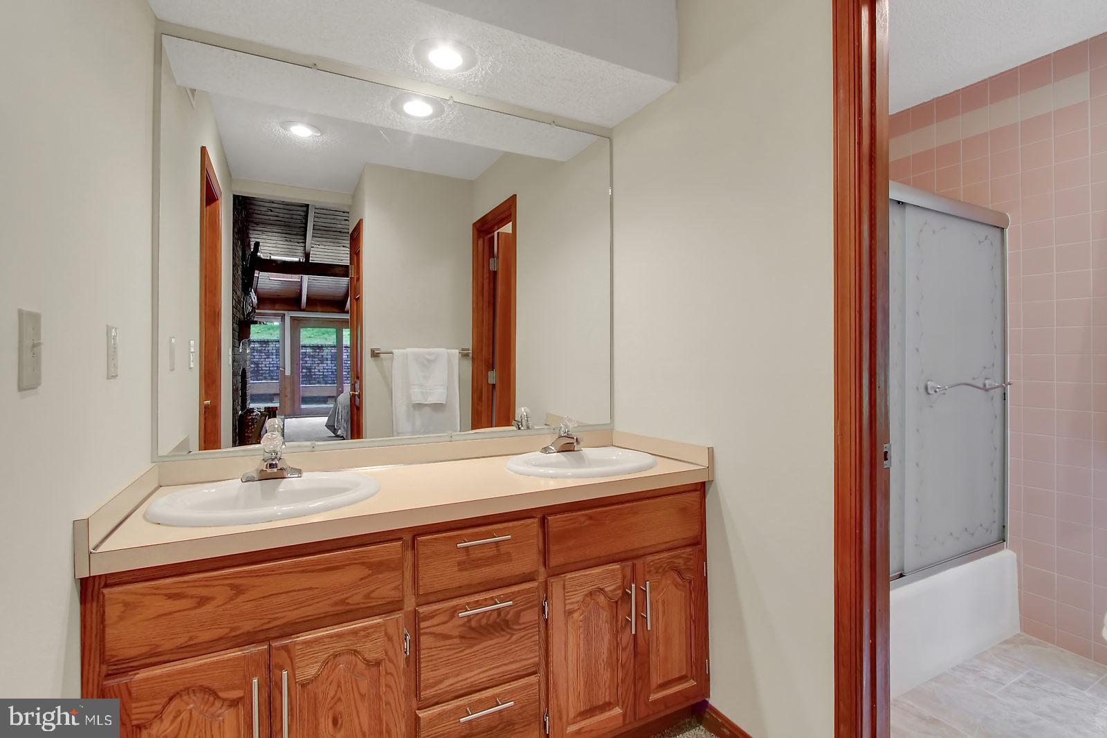 1817 Roberts Valley Road Harrisburg, PA 17110 - Photo 18 of 35 Master Bathroom