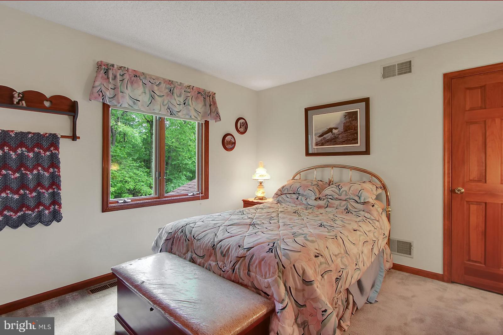 1817 Roberts Valley Road Harrisburg, PA 17110 - Photo 24 of 35 Bedroom
