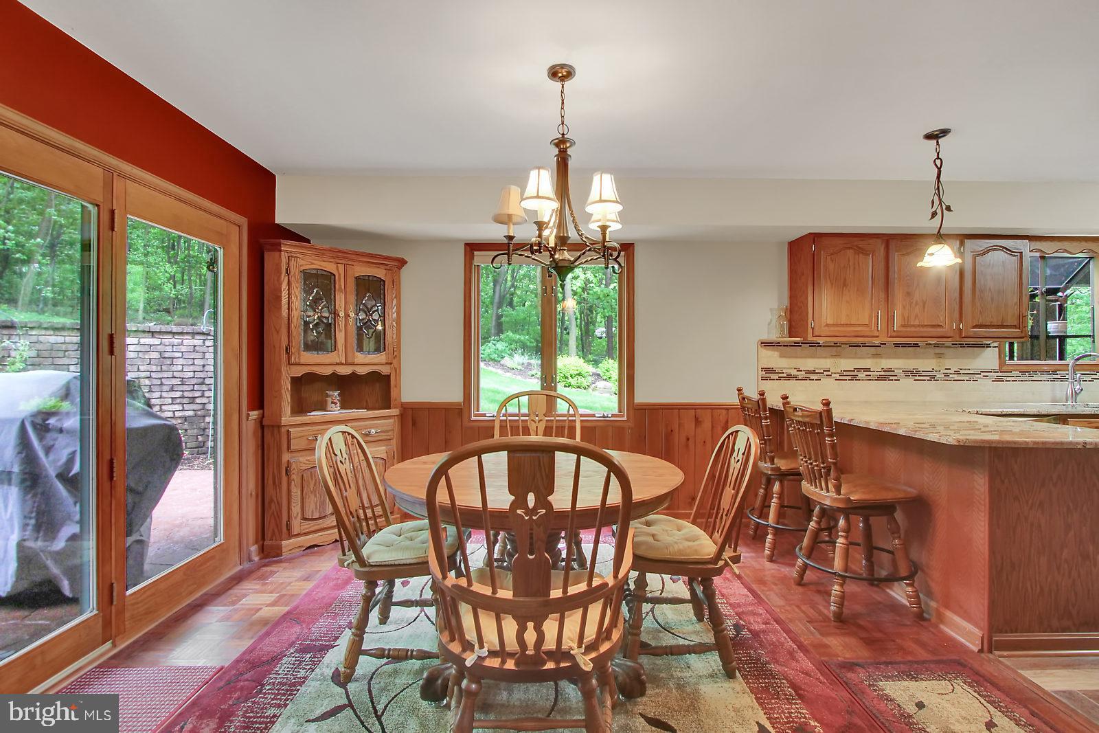 1817 Roberts Valley Road Harrisburg, PA 17110 - Photo 7 of 35 Dining Area