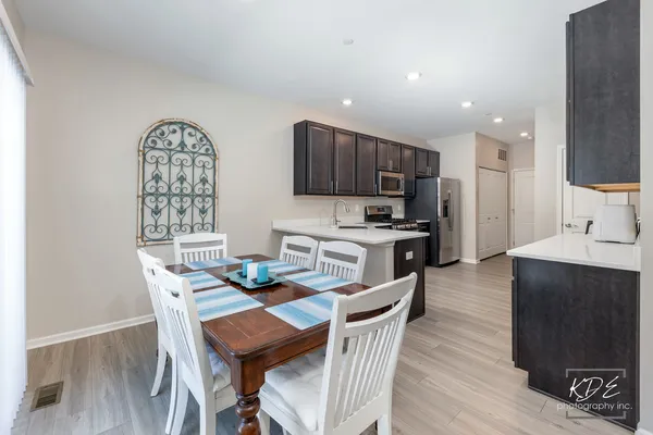 $319,000 | 1115 Goldfinch Avenue, Yorkville, IL 60560