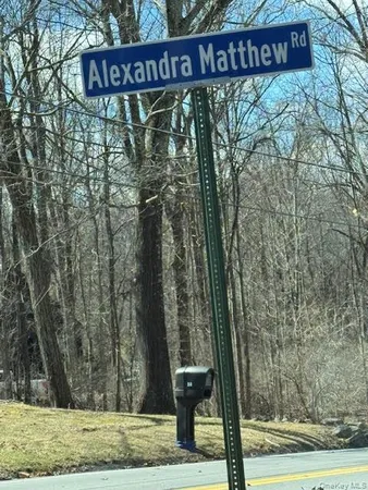 $2,795 | 11 Alexandra Matthews Road, Unit B, Wallkill, NY 12589