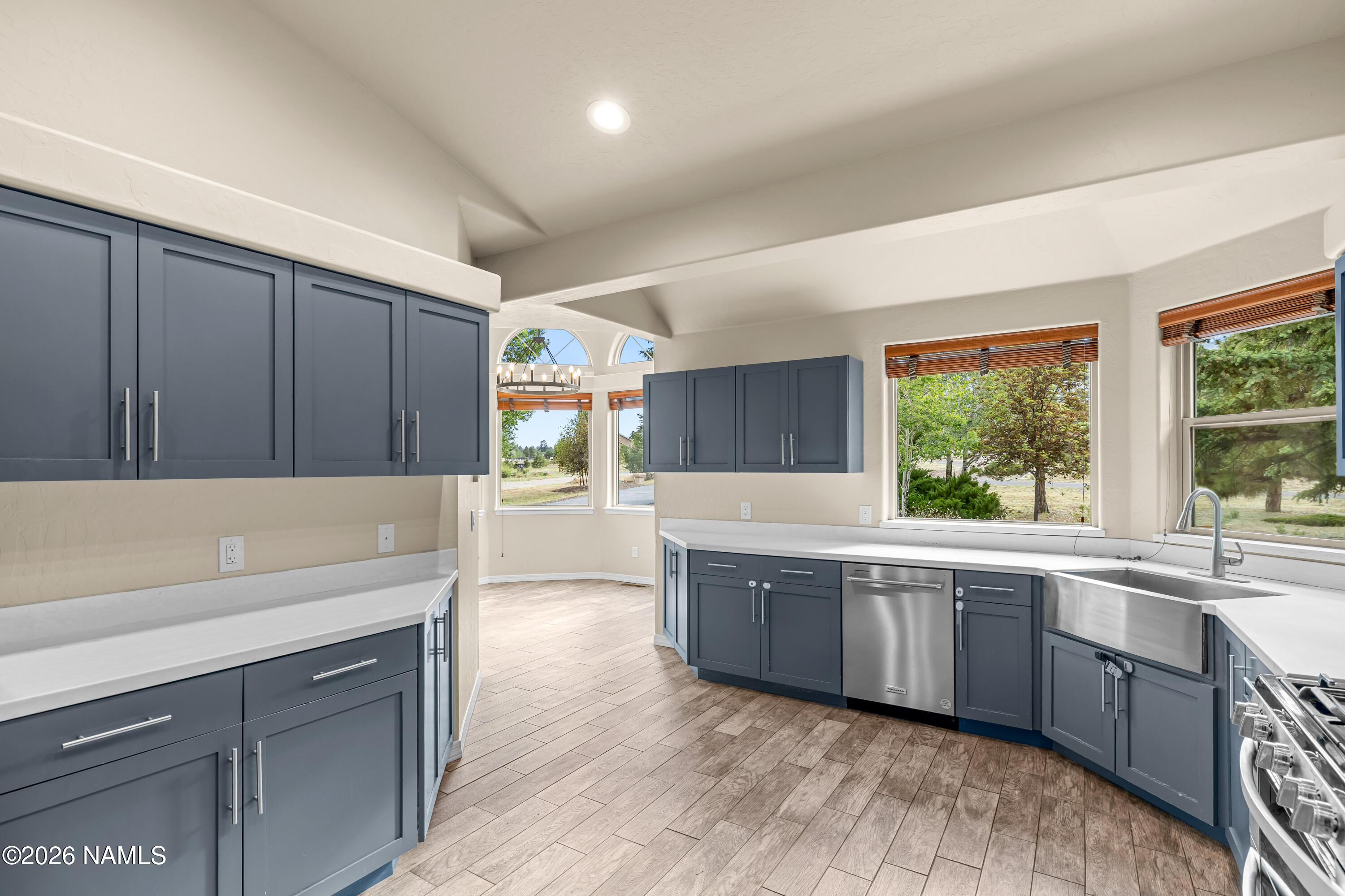8205 North Reata Road Flagstaff, AZ 86004 - Photo 11 of 45 Kitchen