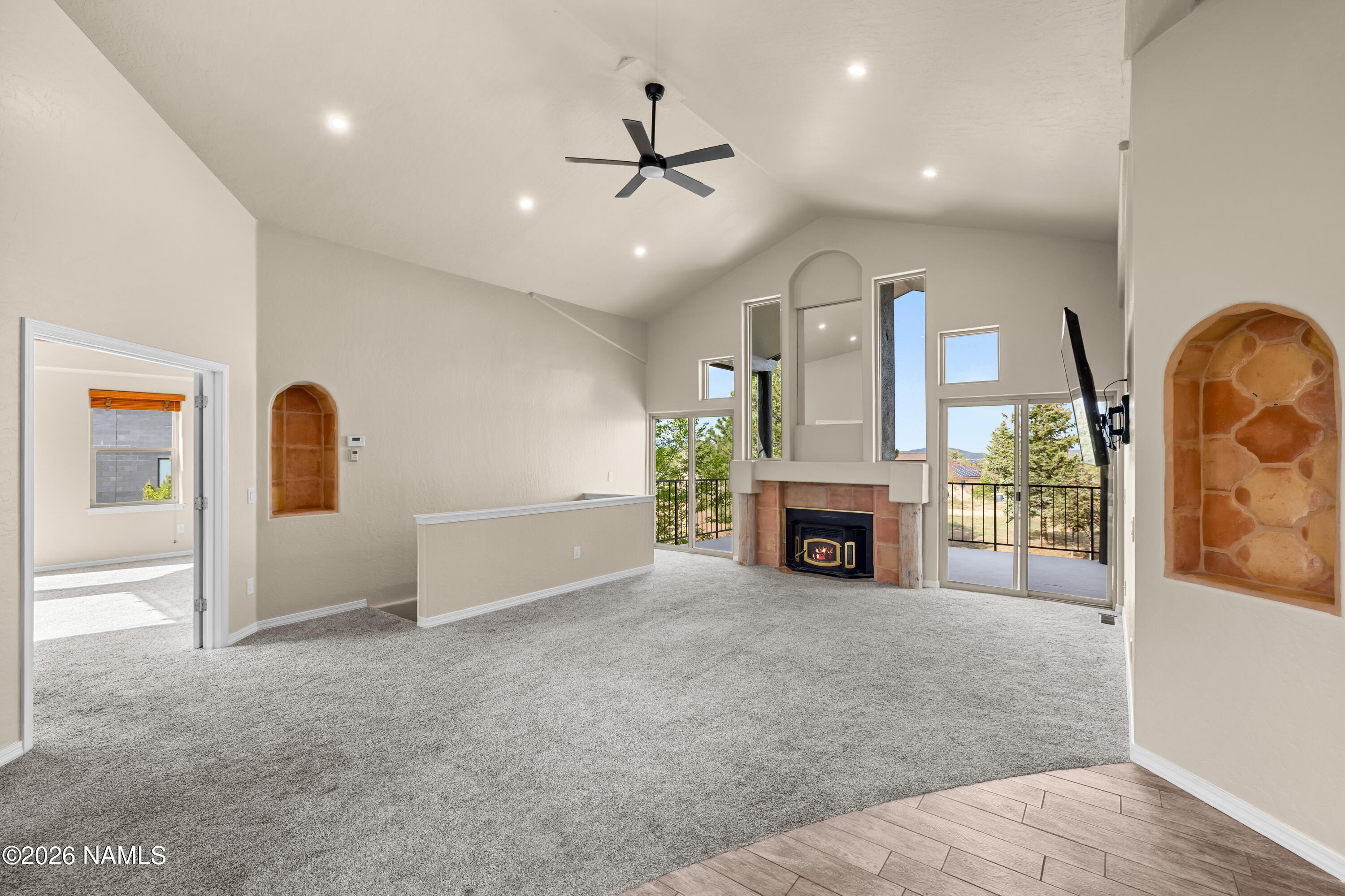 8205 North Reata Road Flagstaff, AZ 86004 - Photo 4 of 45 Living area