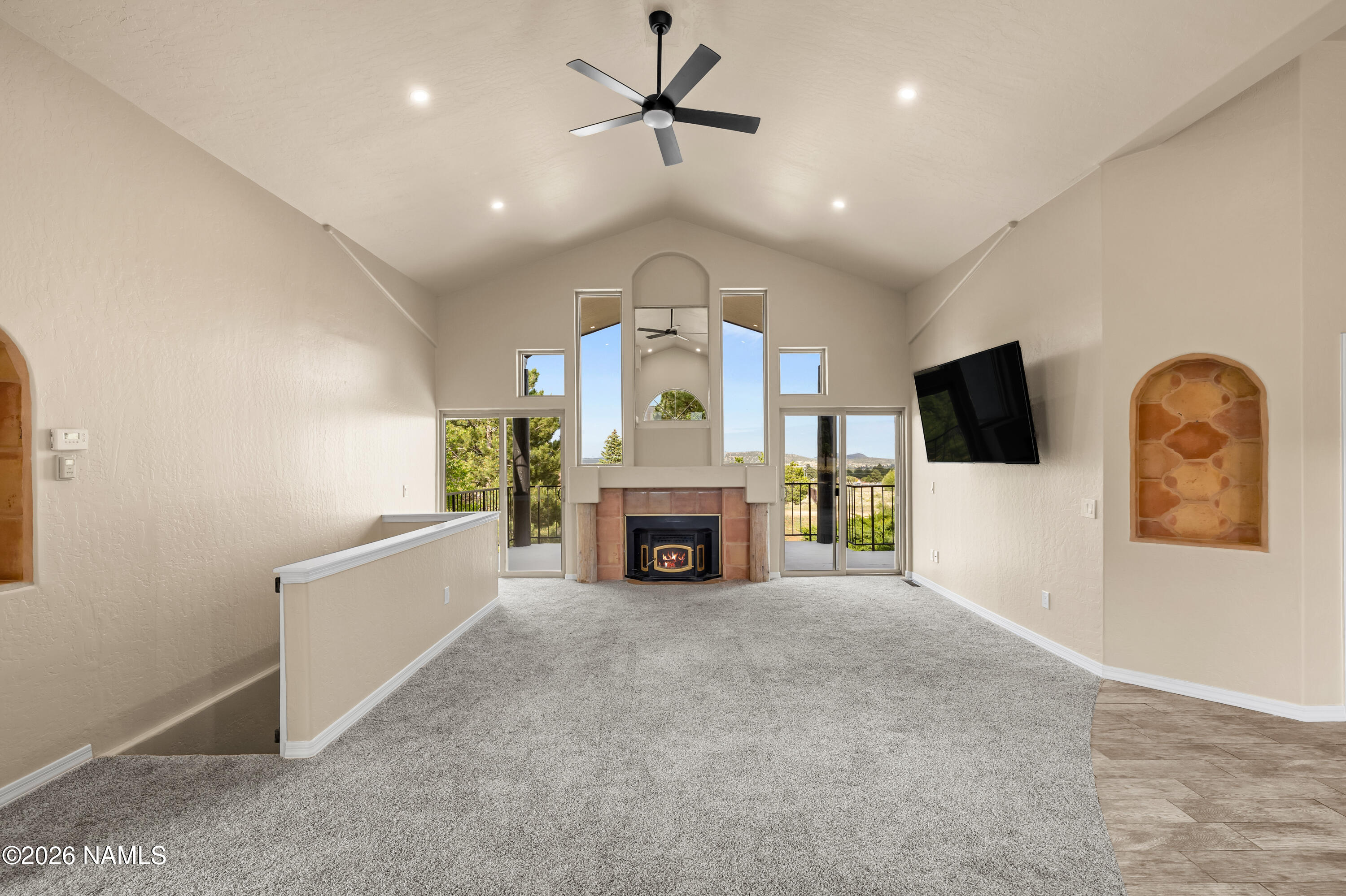 8205 North Reata Road Flagstaff, AZ 86004 - Photo 5 of 45 Living area