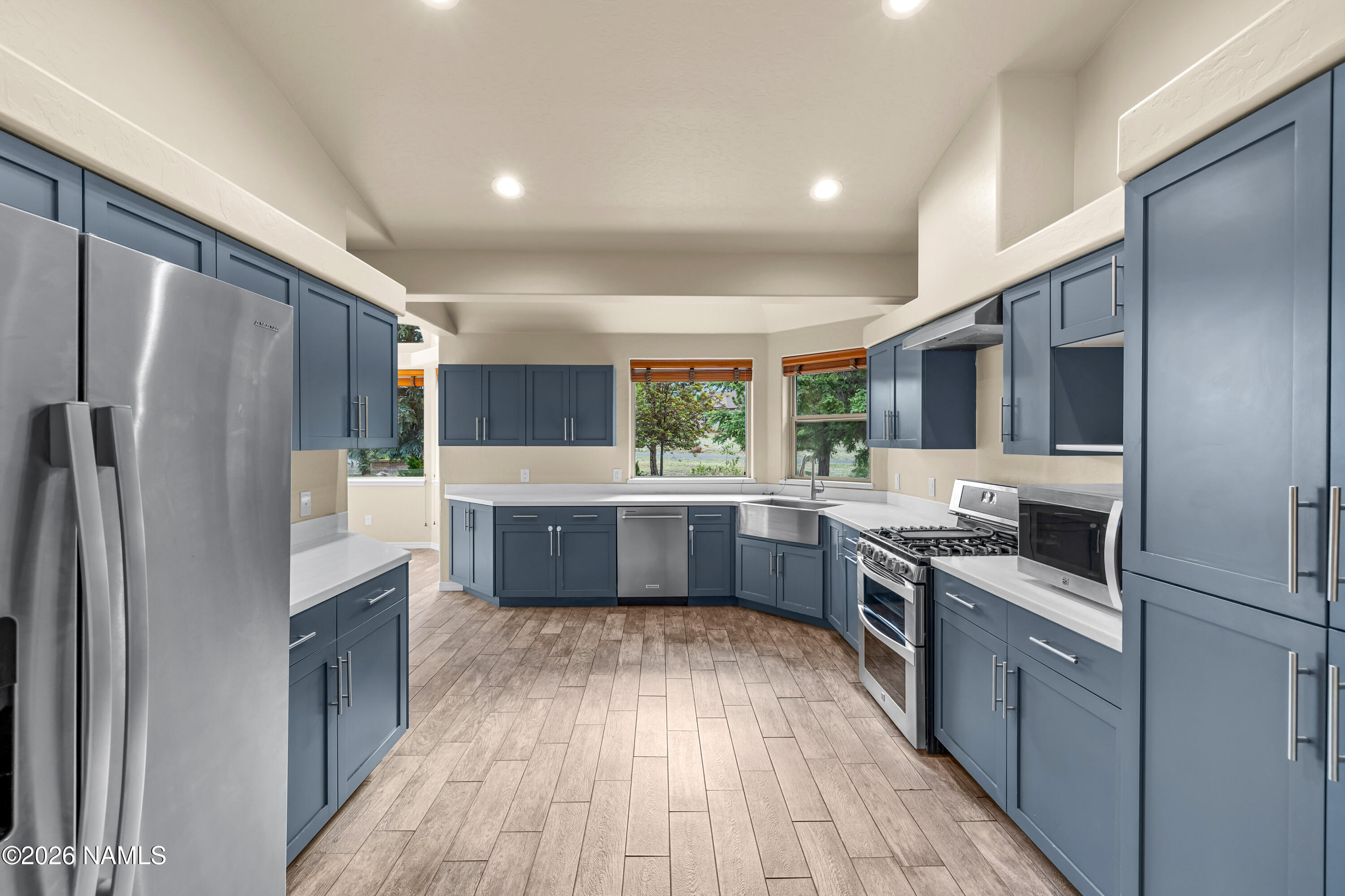 8205 North Reata Road Flagstaff, AZ 86004 - Photo 10 of 45 Kitchen