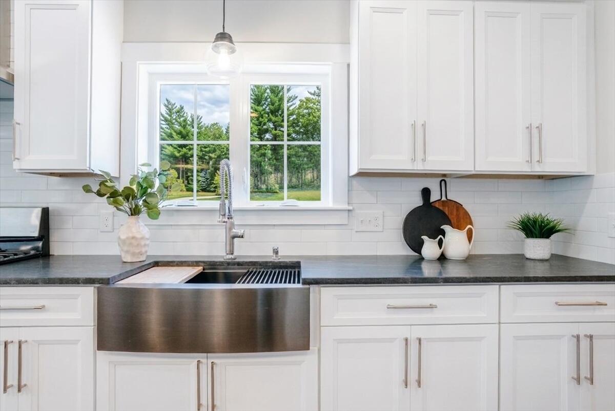 321 Pownal Road Freeport, ME 04032 - Photo 36 of 114 037-2026-04-07_Heather Roy_321 Pownal Rd
