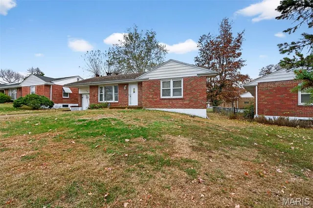 $125,000 | 9406 Pattonwood Drive, St. Louis, MO 63136