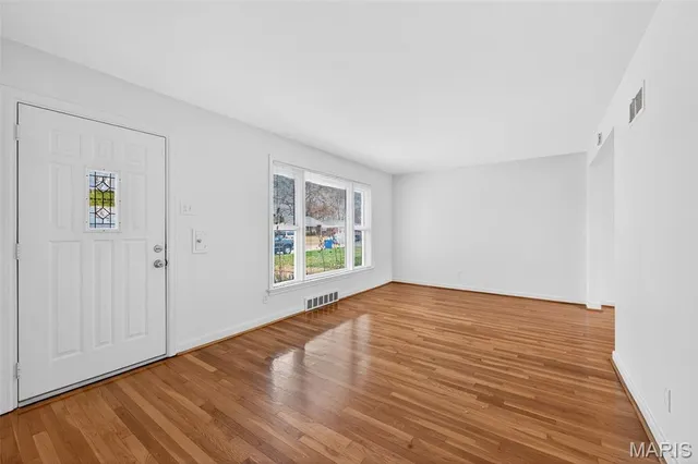 $125,000 | 9406 Pattonwood Drive, St. Louis, MO 63136