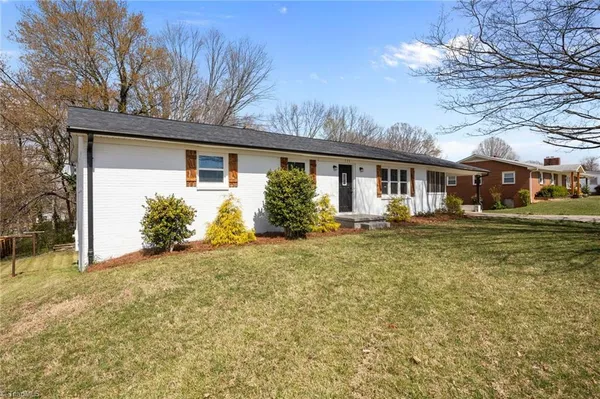 $286,900 | 735 Hallmark Drive, Rural Hall, NC 27045