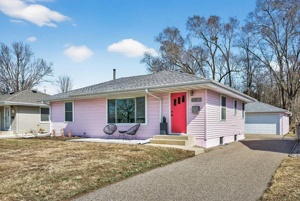 $374,900 | 1811 Nevada Avenue, St. Louis Park, MN 55426