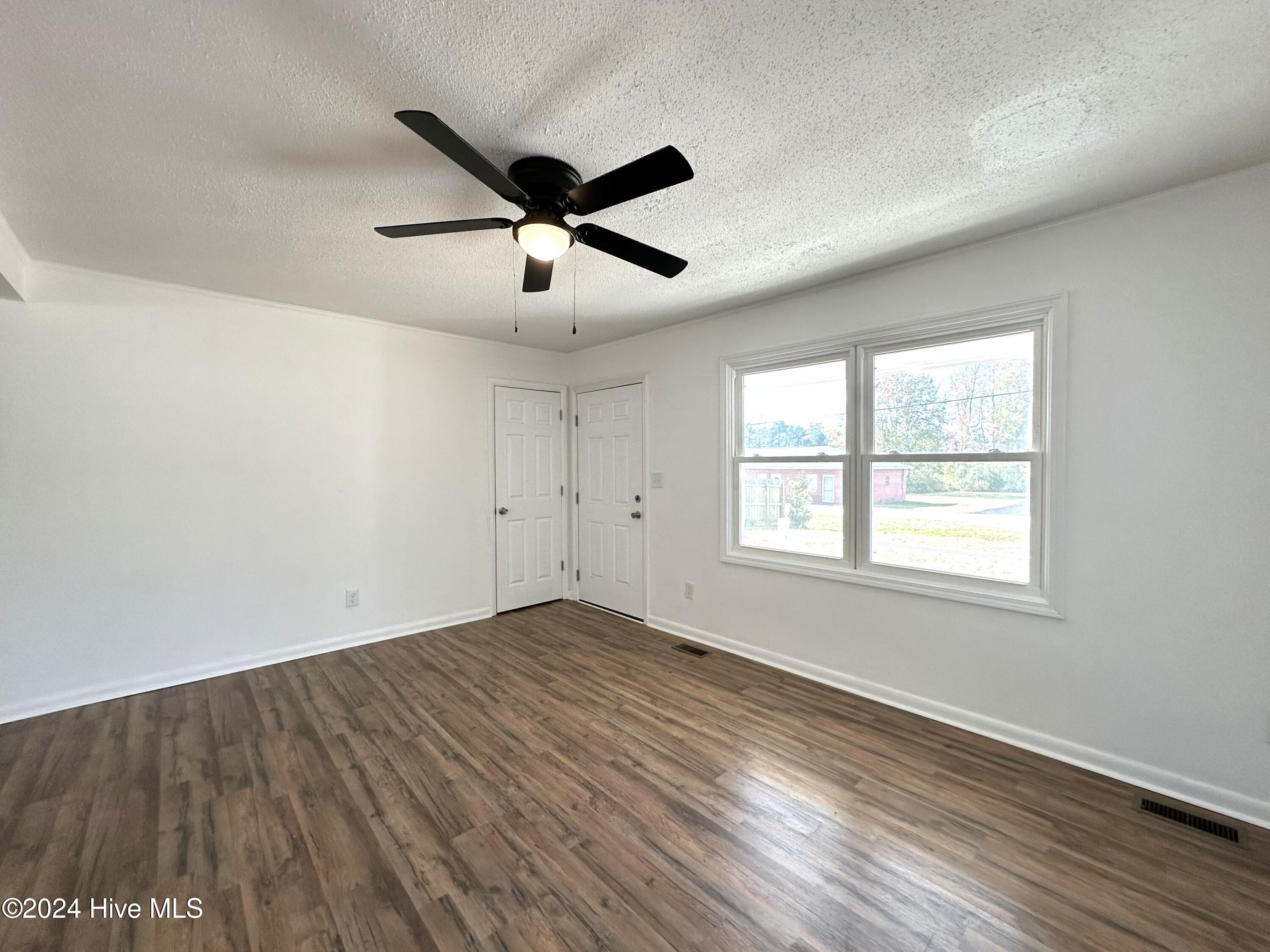 116 Kellumtown Road Hubert, NC 28539 - Photo 12 of 25 IMG_2234