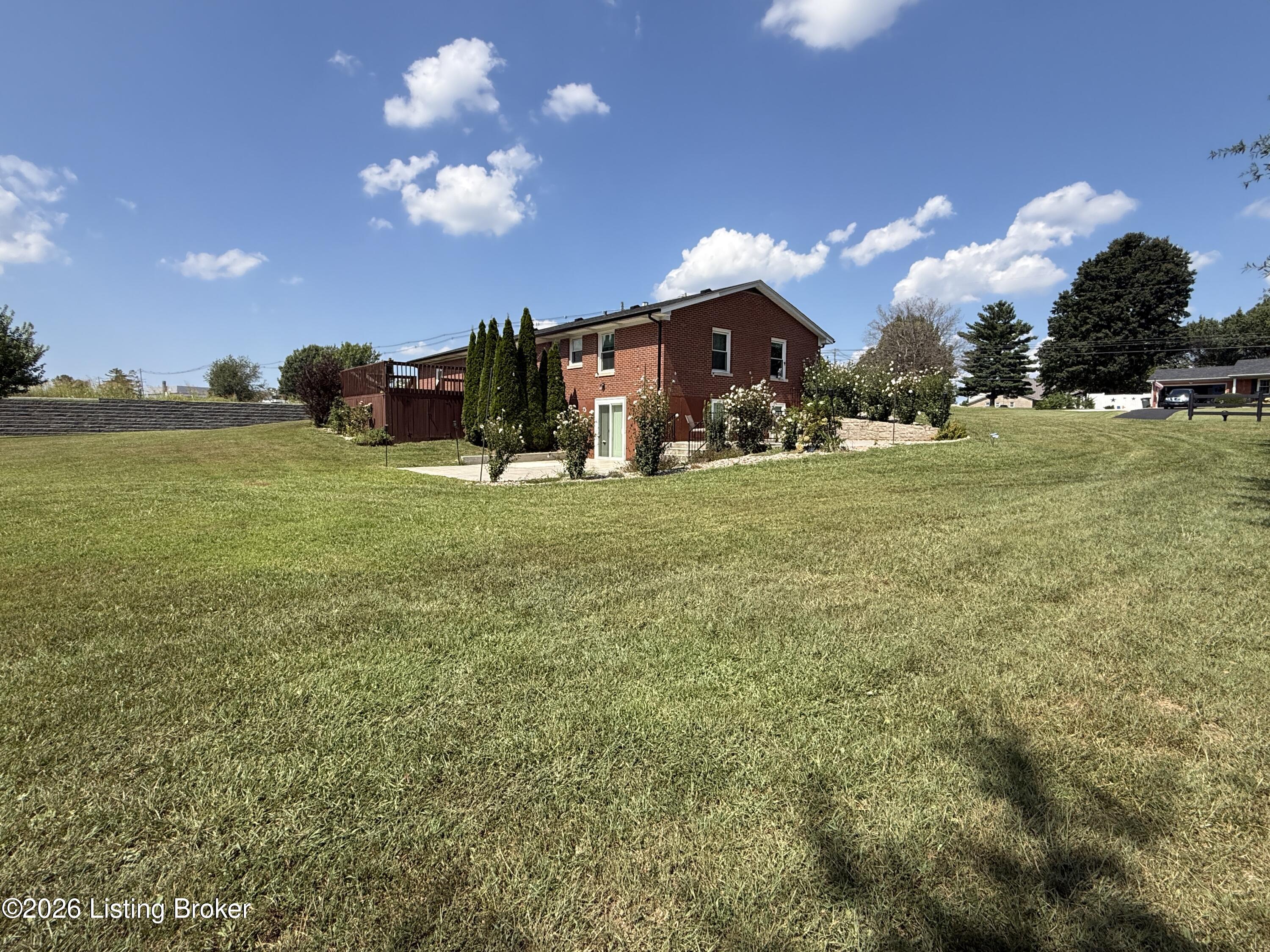 200 East Nalls Road Elizabethtown, KY 42701 - Photo 5 of 10 IMG_6068