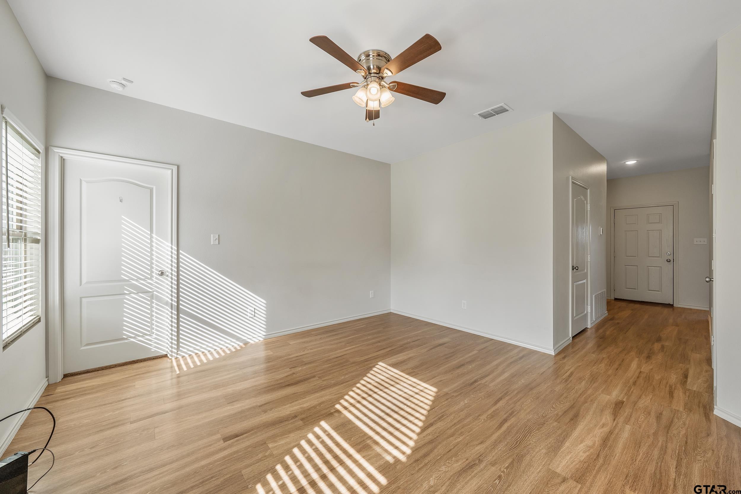 112 Summit Cove Jacksonville, TX 75766 - Photo 8 of 24