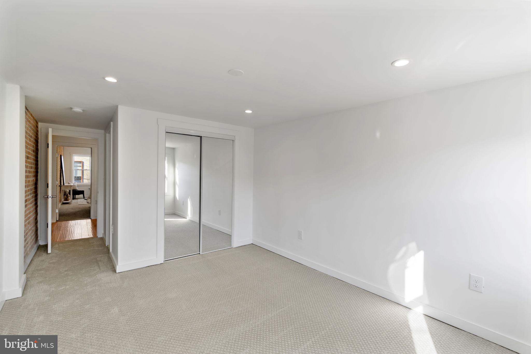 1825 South Hanover Street Baltimore, MD 21230 - Photo 13 of 20