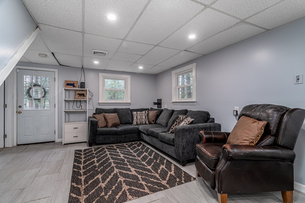 65 West Monomonac Road Winchendon, MA 01475 - Photo 26 of 35 Gallery Image 26