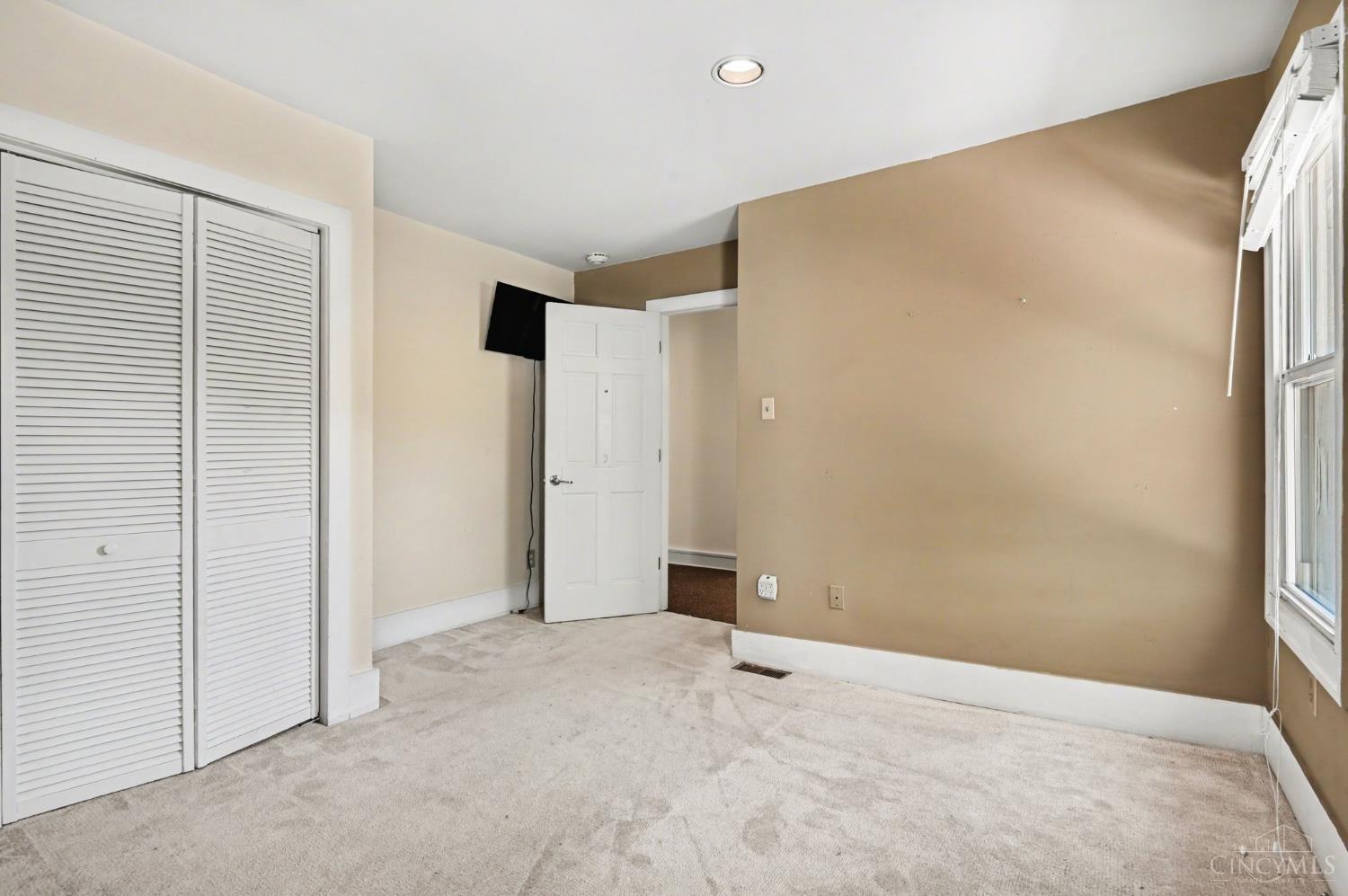 3583 Cooper Road Blue Ash, OH 45241 - Photo 20 of 27