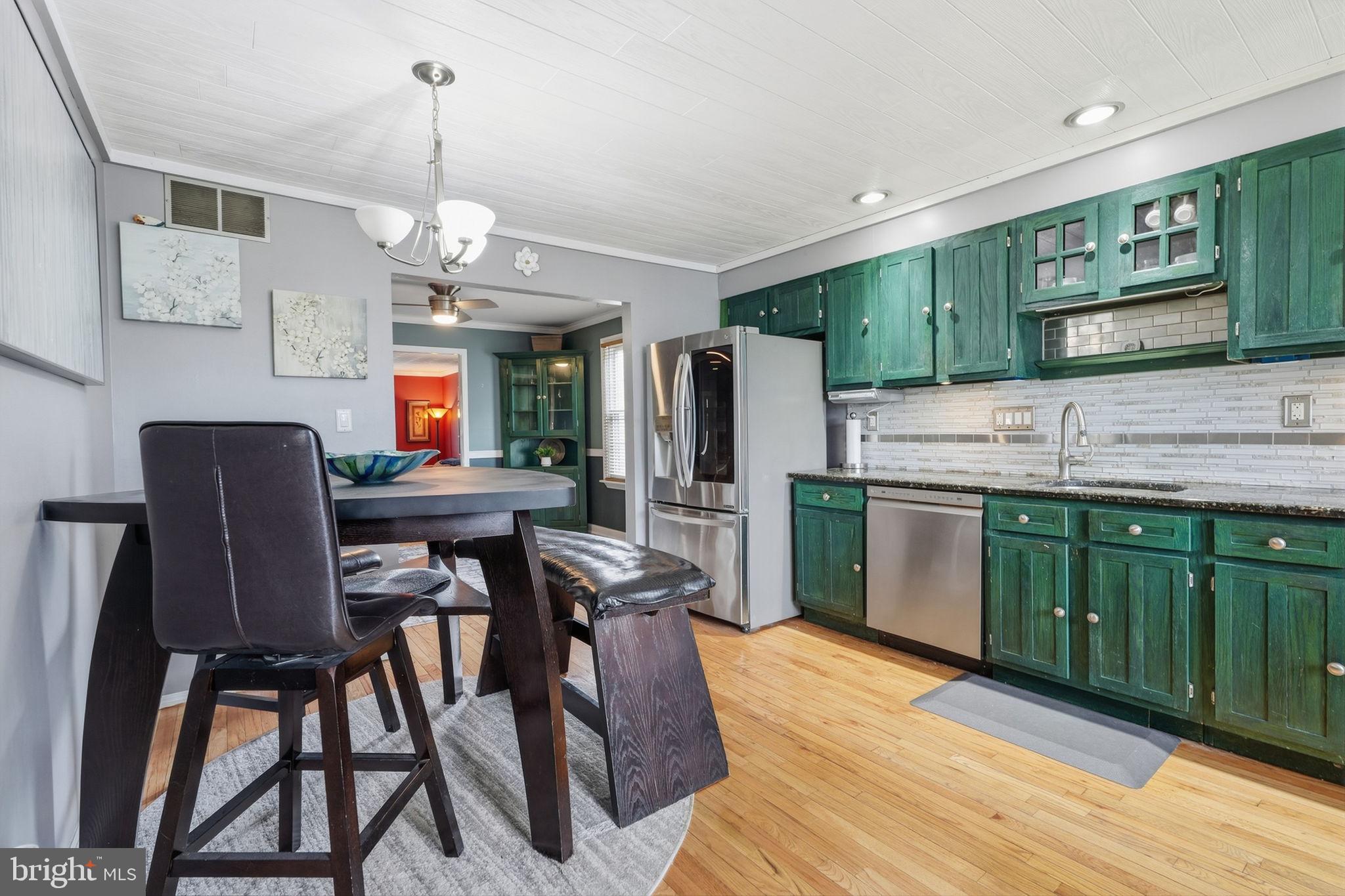 8110 Corbett Road Pennsauken, NJ 08110 - Photo 7 of 38 Gallery Image 7