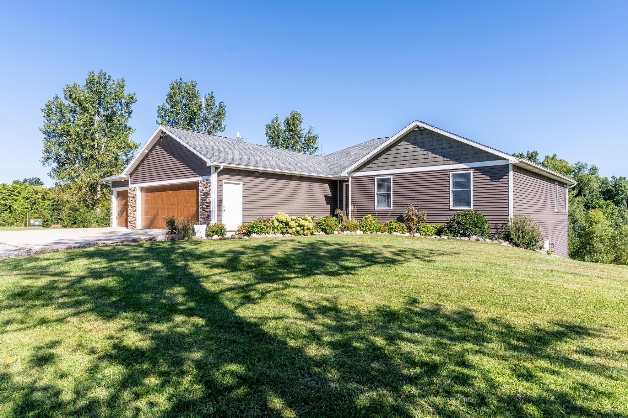 2195 Southwest Fox Lake Road Angola, IN 46703 - Photo 43 of 47 Gallery Image 43
