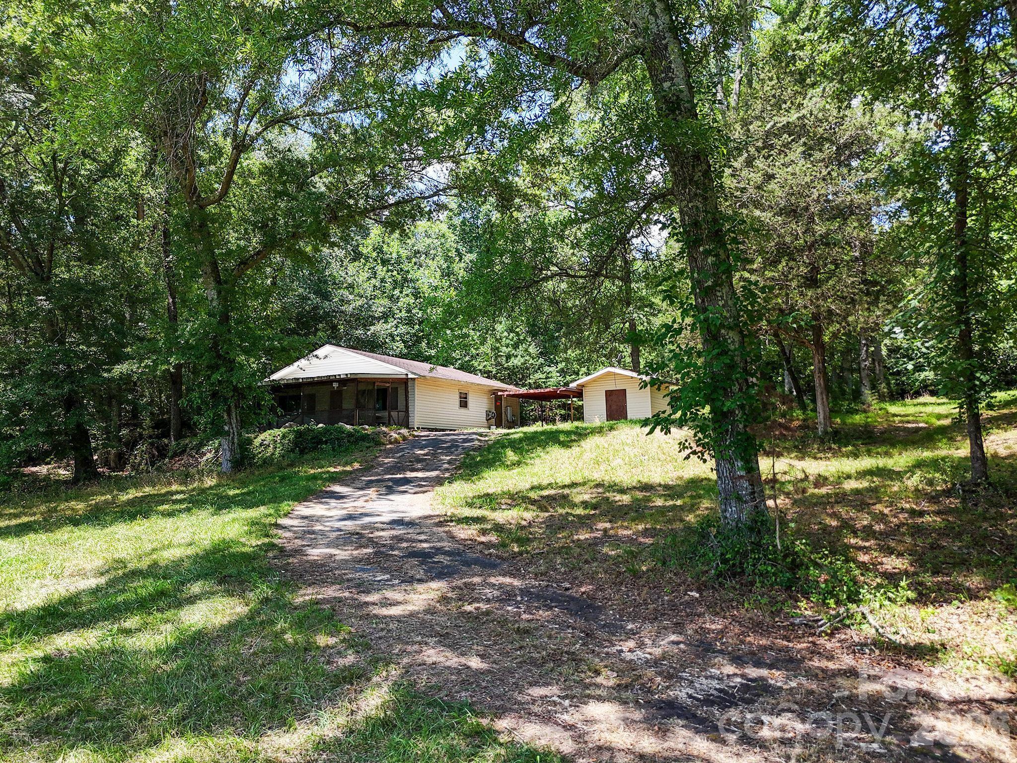 813 Robinson-Clemmer Road Dallas, NC 28034 - Photo 3 of 46