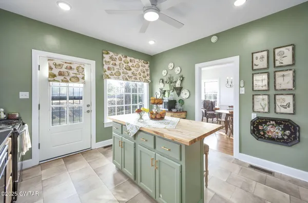 $300,000 | 1491 Lambuth Boulevard, Jackson, TN 38301