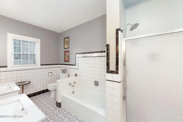 $300,000 | 1491 Lambuth Boulevard, Jackson, TN 38301