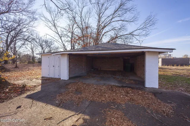 $319,000 | 1491 Lambuth Boulevard, Jackson, TN 38301