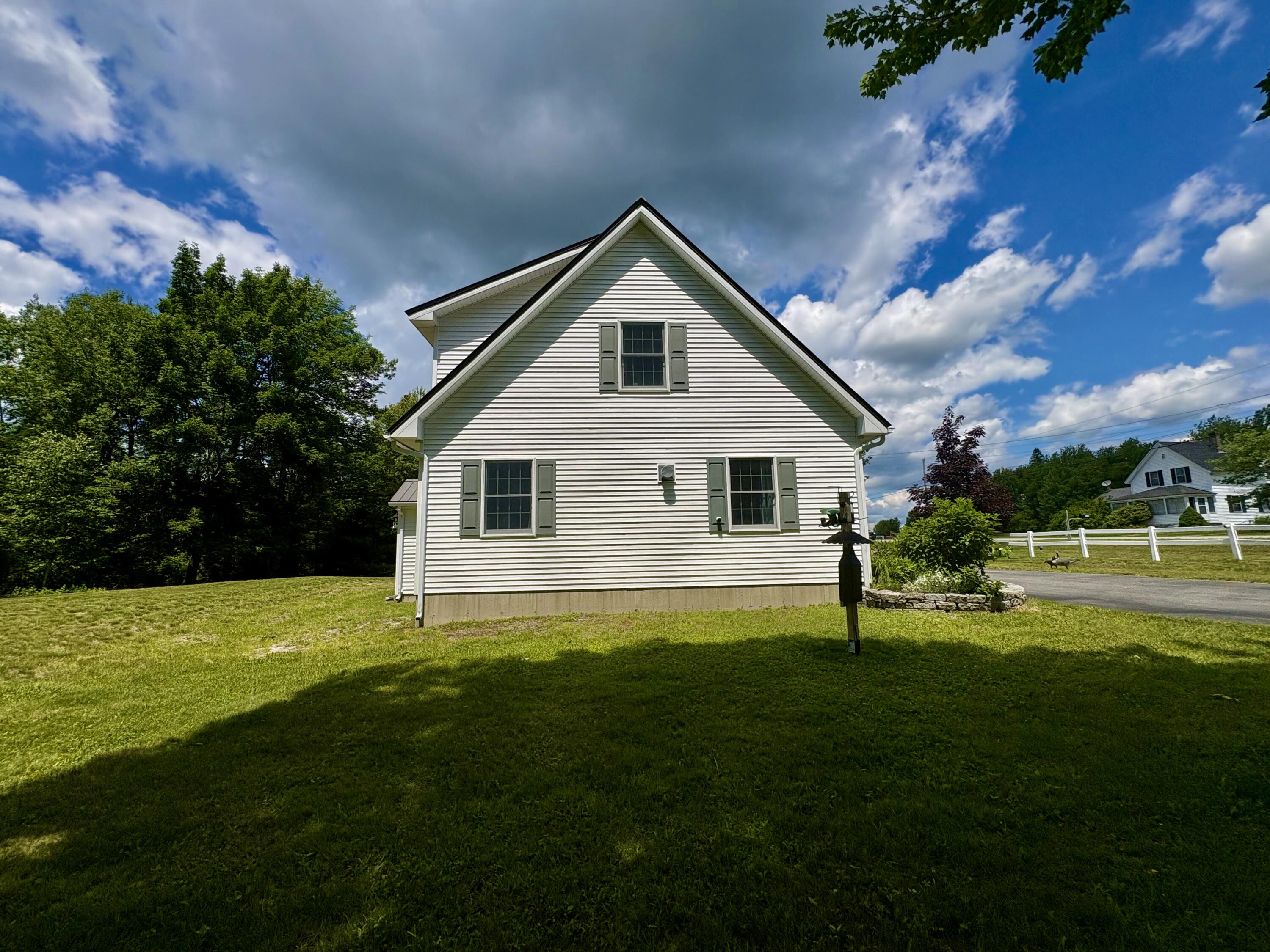 928 Bangor Road Ellsworth, ME 04605 - Photo 5 of 48 IMG_4095