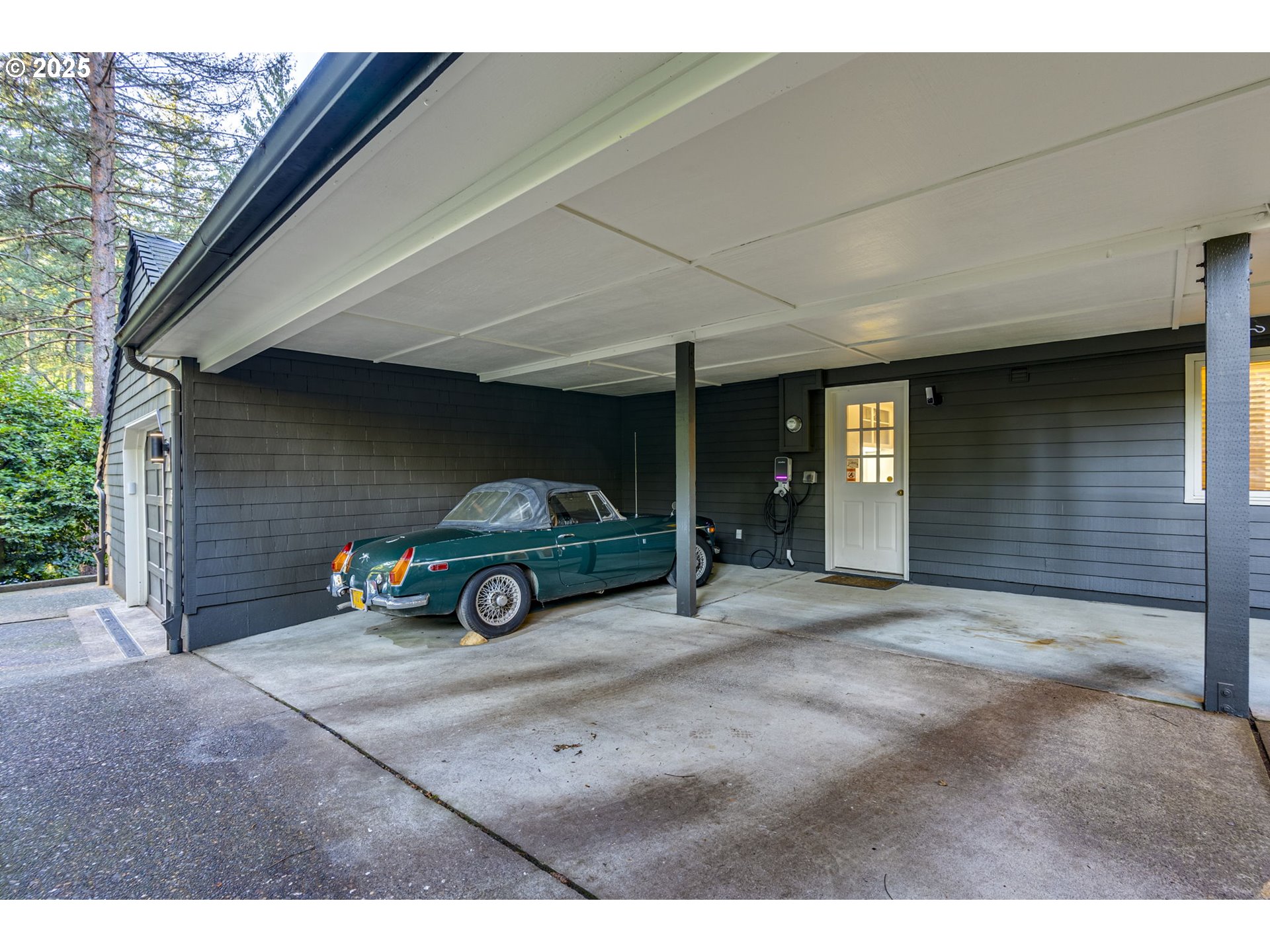 3350 Northwest Luray Terrace Portland, OR 97210 - Photo 43 of 48 Garage