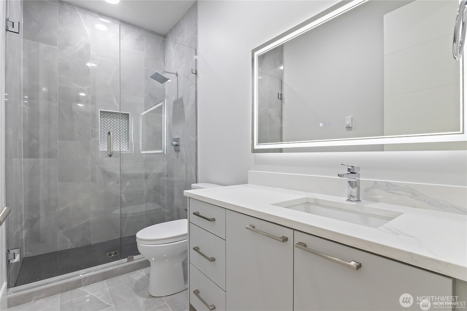 4413 Northeast 26th Court Renton, WA 98059 - Photo 20 of 28