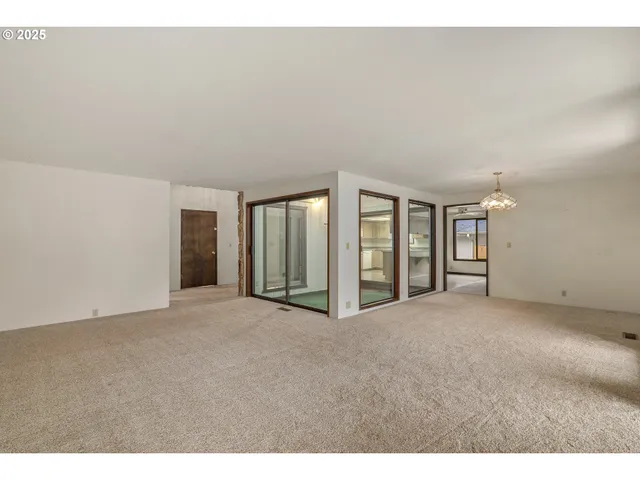 a view of an empty room with window