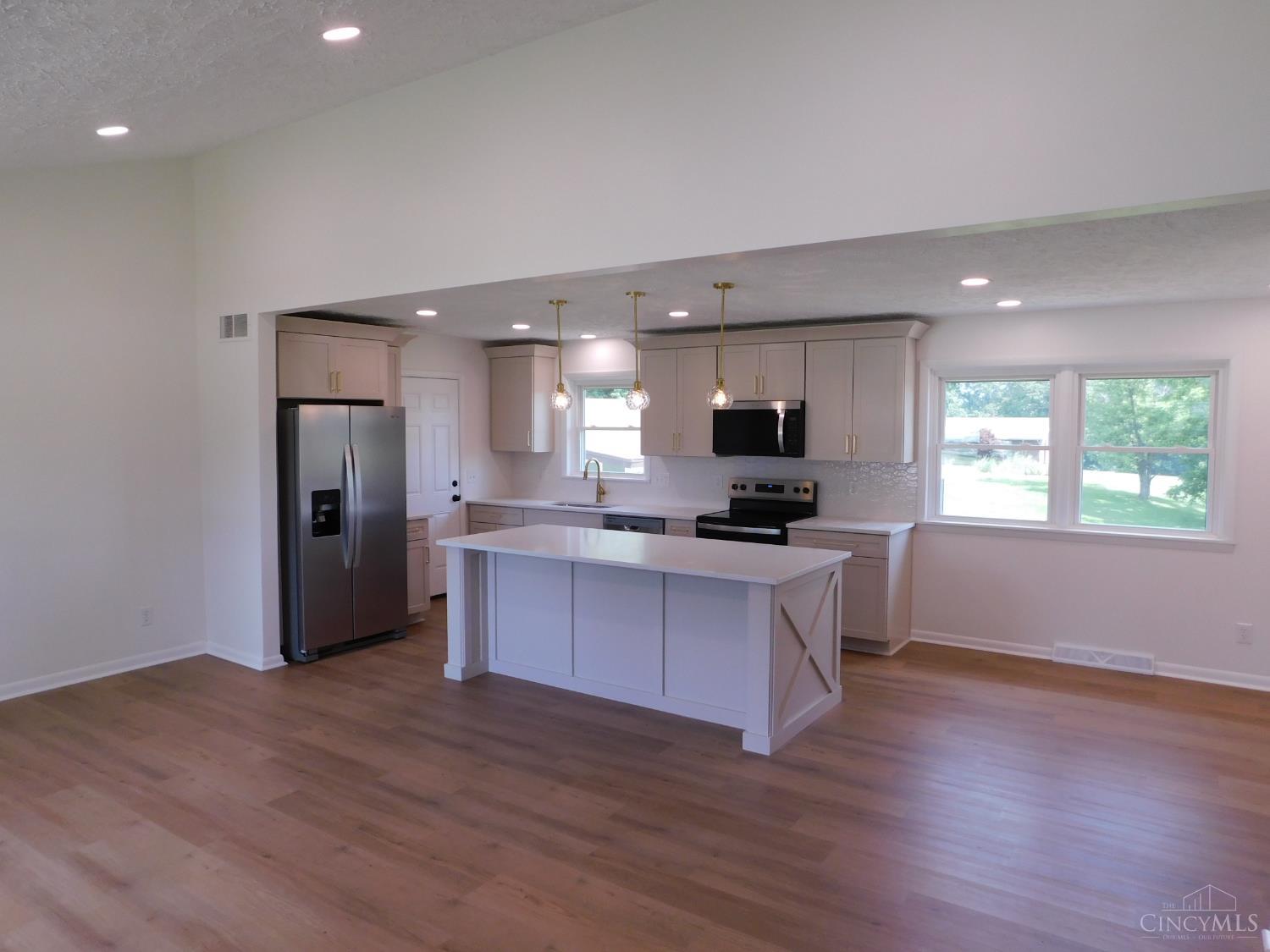 11542 Carolina Trace Road Harrison, OH 45030 - Photo 2 of 18