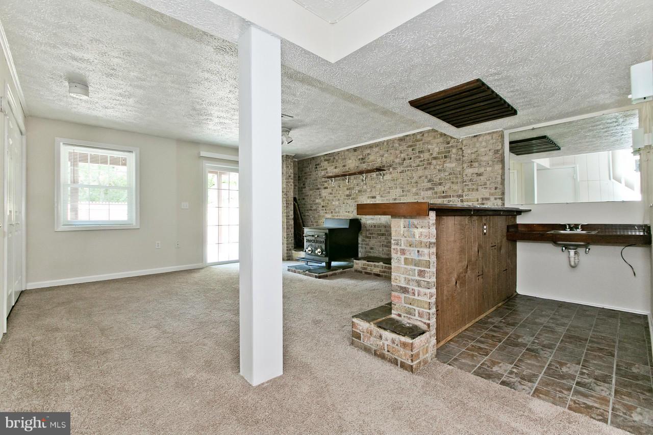 1668 Colonial Way Frederick, MD 21702 - Photo 16 of 26 Great finished bsmt with wet bar