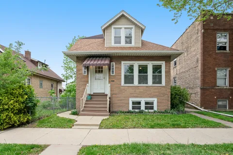$425,000 | 2605 North Oak Park Avenue, Chicago, IL 60707