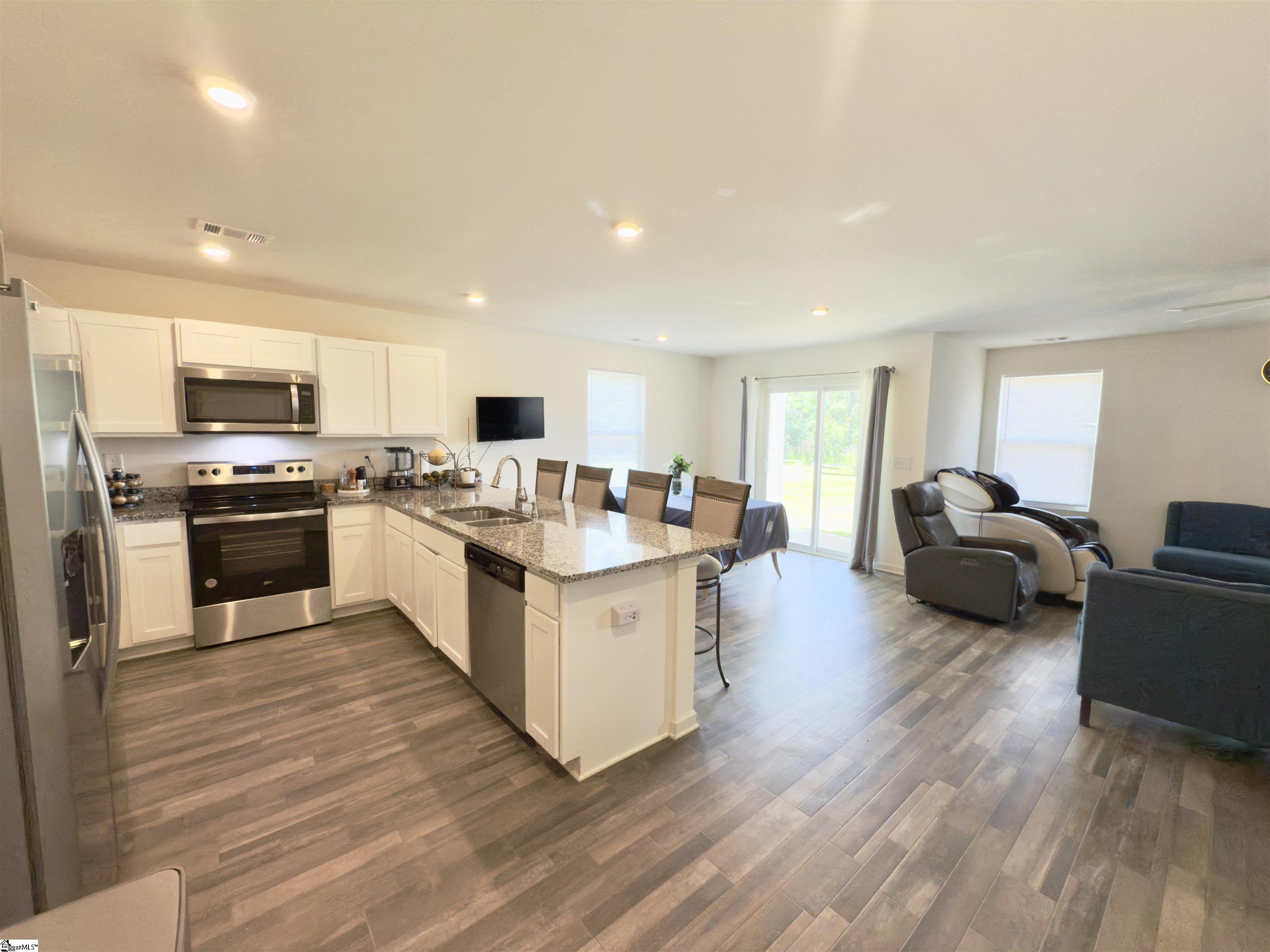 335 Ellis Ferry Road Gaffney, SC 29341 - Photo 6 of 25