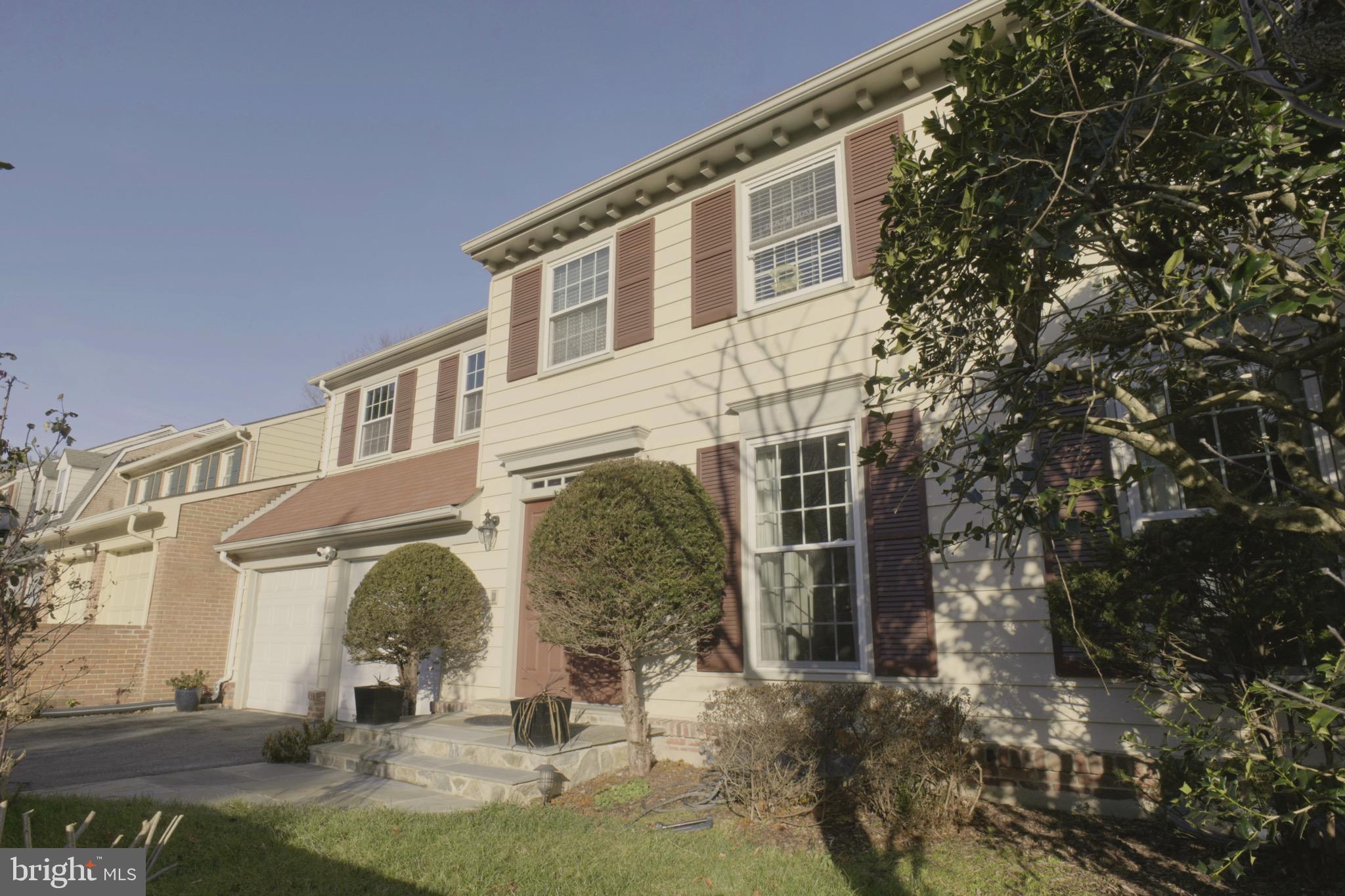 10277 Gainsborough Road Potomac, MD 20854 - Photo 2 of 31 Front