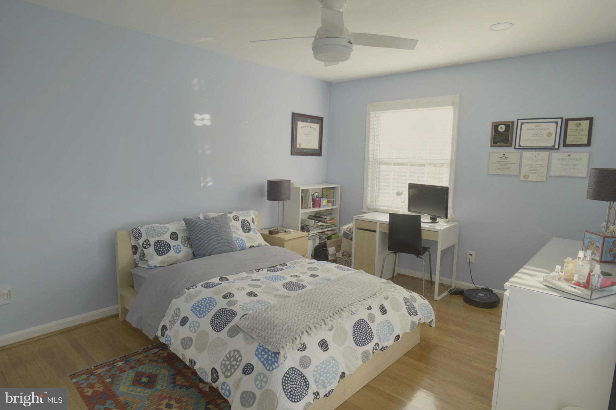 10277 Gainsborough Road Potomac, MD 20854 - Photo 24 of 31 Nice size thrid bedroom