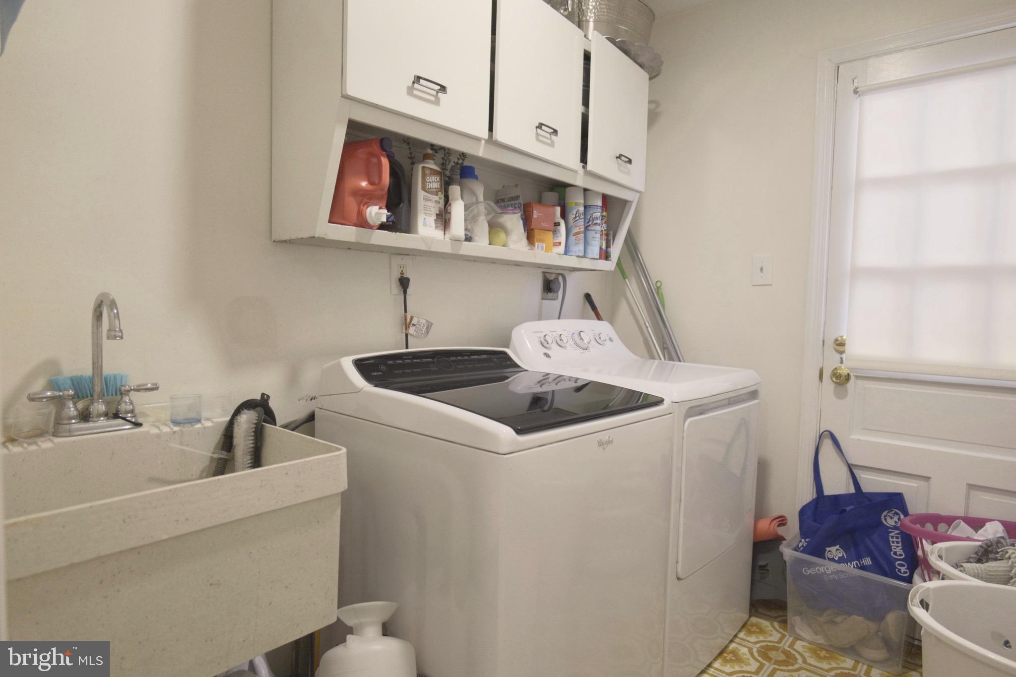 10277 Gainsborough Road Potomac, MD 20854 - Photo 9 of 31 Landry