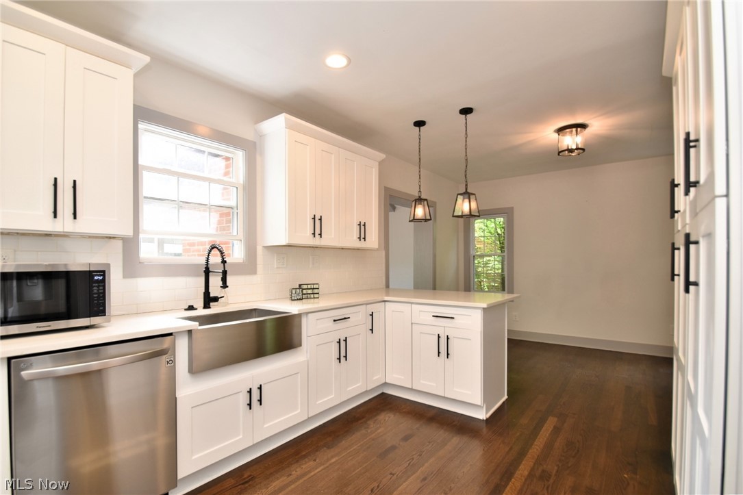 2195 Edgerton Road Cleveland, OH 44118 - Photo 18 of 46 Gallery Image 18