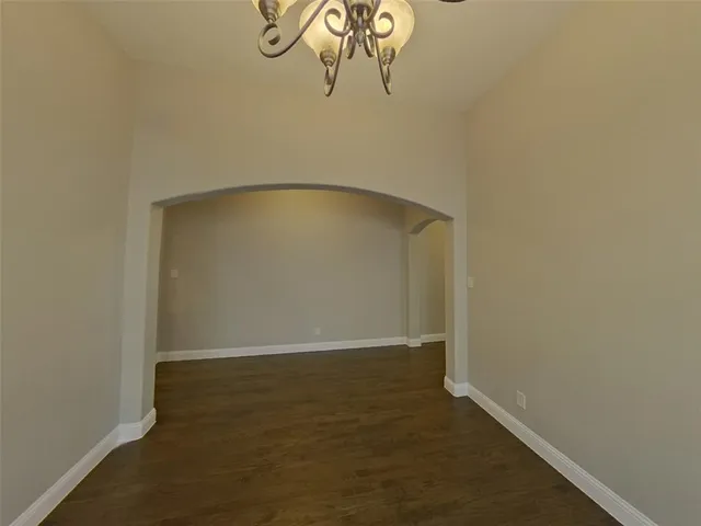 $2,999 | 401 Winehart Street, Lewisville, TX 75056