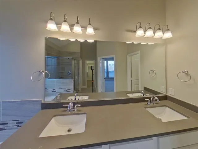 $2,999 | 401 Winehart Street, Lewisville, TX 75056