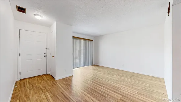 $1,635 | 5300 Cherry Creek S Drive, Unit 914, Denver, CO 80246