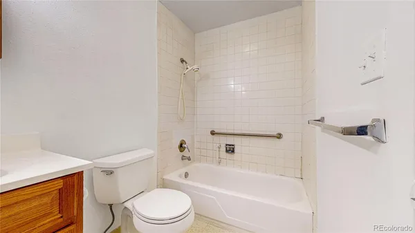 $1,635 | 5300 Cherry Creek S Drive, Unit 914, Denver, CO 80246