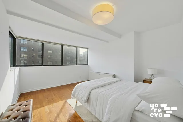 $750,000 | 142 East 16th Street, Unit 8C | Gramercy