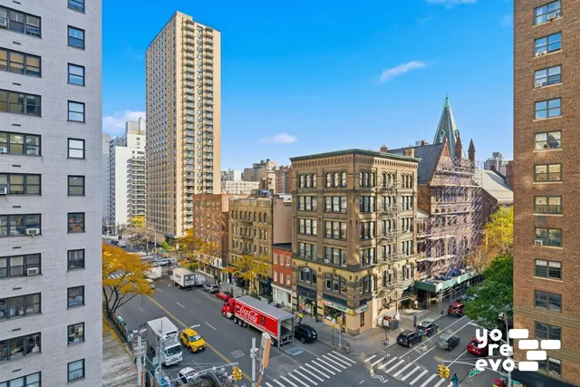 $750,000 | 142 East 16th Street, Unit 8C | Gramercy
